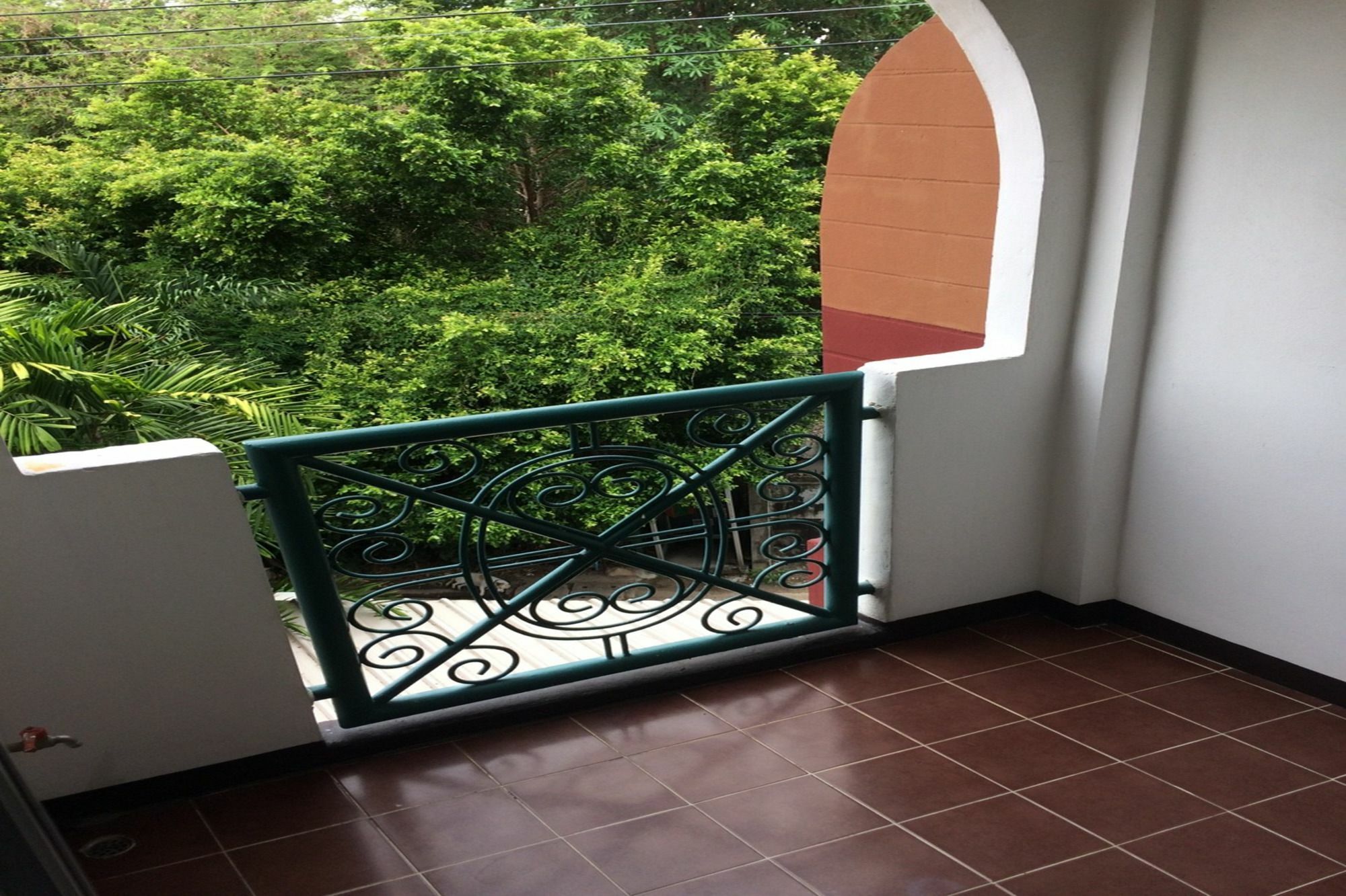 Baan Khun Mae Apartment Bangkok Exterior photo